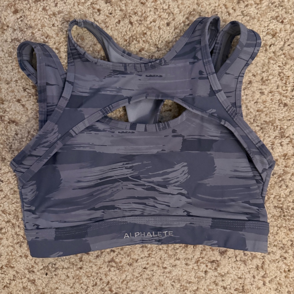 ALPHALETE Sports bra